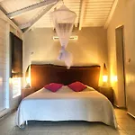 Domaine Palm Lodges Villas Alizes Et Manureva